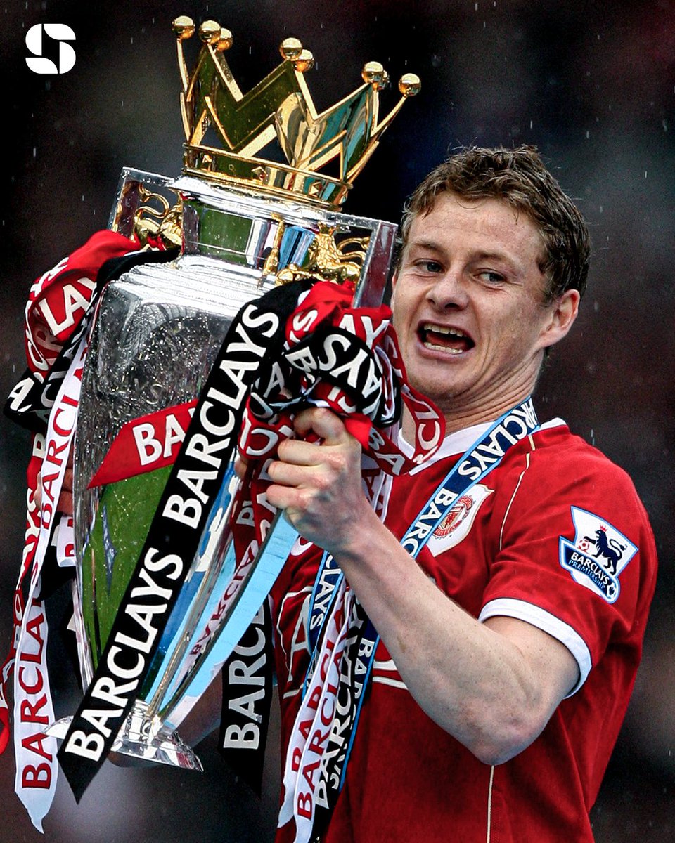 Squawka's tweet photo. ON THIS DAY: In 1996, Manchester United signed Ole Gunnar Solskjær. ✍️

◉ 366 games
◉ 126 goals 
◉ 12 trophies 

The first player in PL history to score 4 goals as a substitute and the scorer of one of the most famous Champions League final goals.

The Baby Faced Assassin. 👶 https://t.co/Q1RdE5NMth