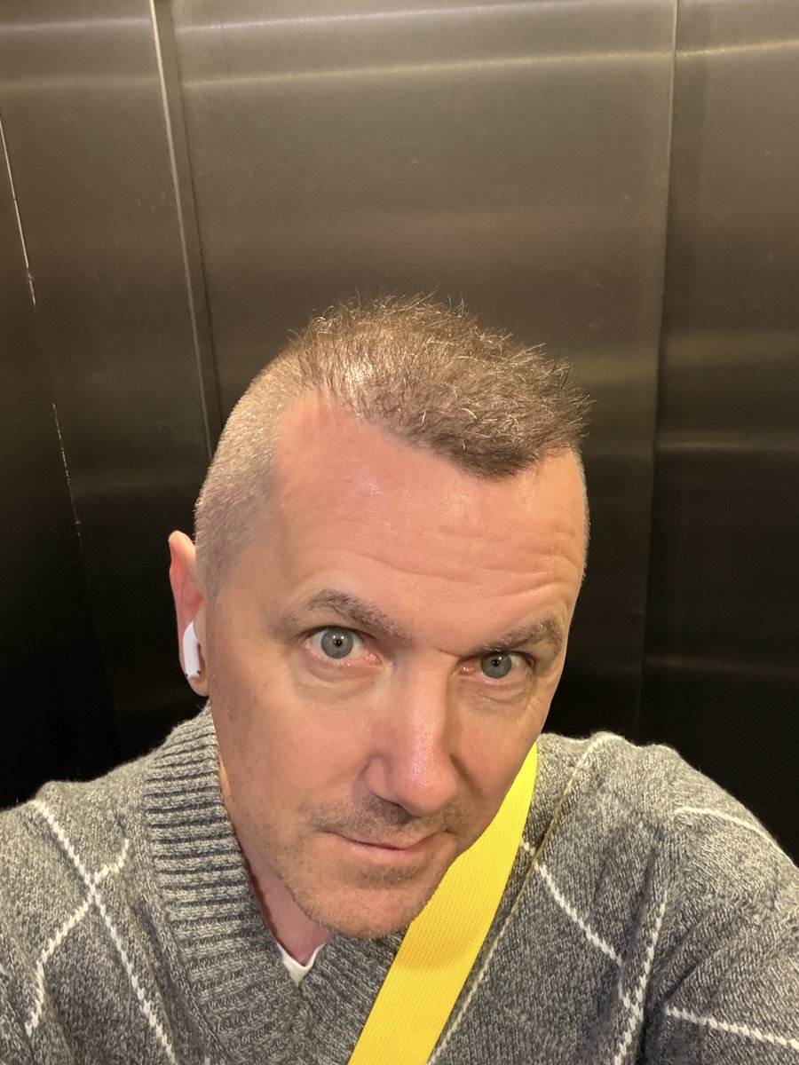 mr_0msk's tweet photo. После второго захода - как-то шустрее колосятся  😀 https://t.co/QrEHGVjLec