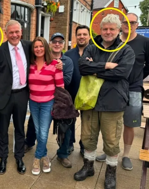 hopenothate's tweet photo. Former BNP activists Gary Topping and Steve Smith have also appeared alongside Restore candidate Marlon West.  Topping later became Patriotic Alternative’s Lancashire contact. Smith has a past in the National Front and was jailed for electoral fraud. https://t.co/vau292uBvN