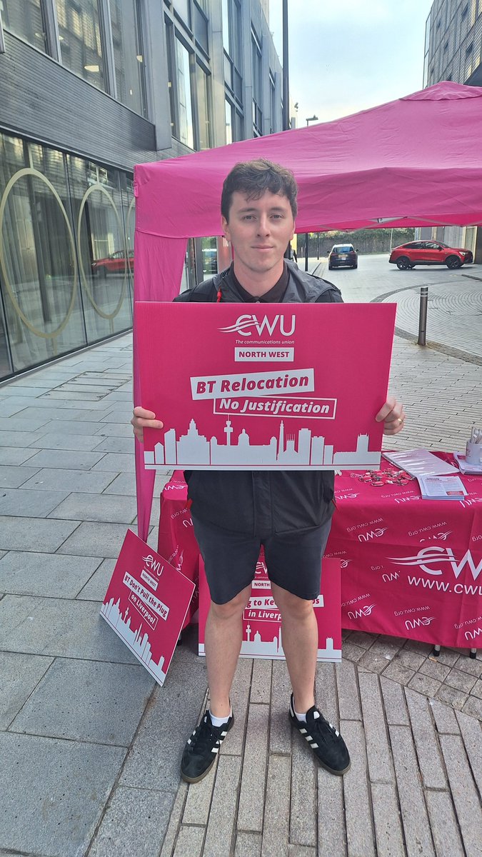 NWCWU's tweet photo. Early kick-off for our campaign to retain 600 BT &amp; Openreach jobs in Liverpool. #BTRelocationNoJustification 
@CWUnews @andy_mercer @CWUMersey @MerseyCwu https://t.co/ZjBxrVACoB