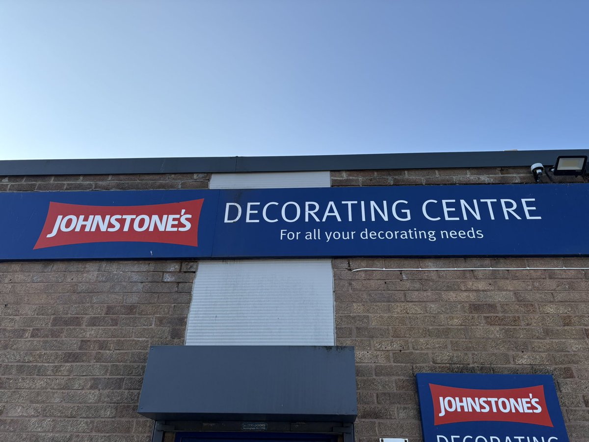 Bruce_Tor's tweet photo. @ZinsserUK have arrived at Johnstones, Carlton Road.. If your in the area why not pop down for some advice and a goody bag 😊
Whilst here why not have a bacon roll which they’re providing as well. https://t.co/0lAUFZ8PcR