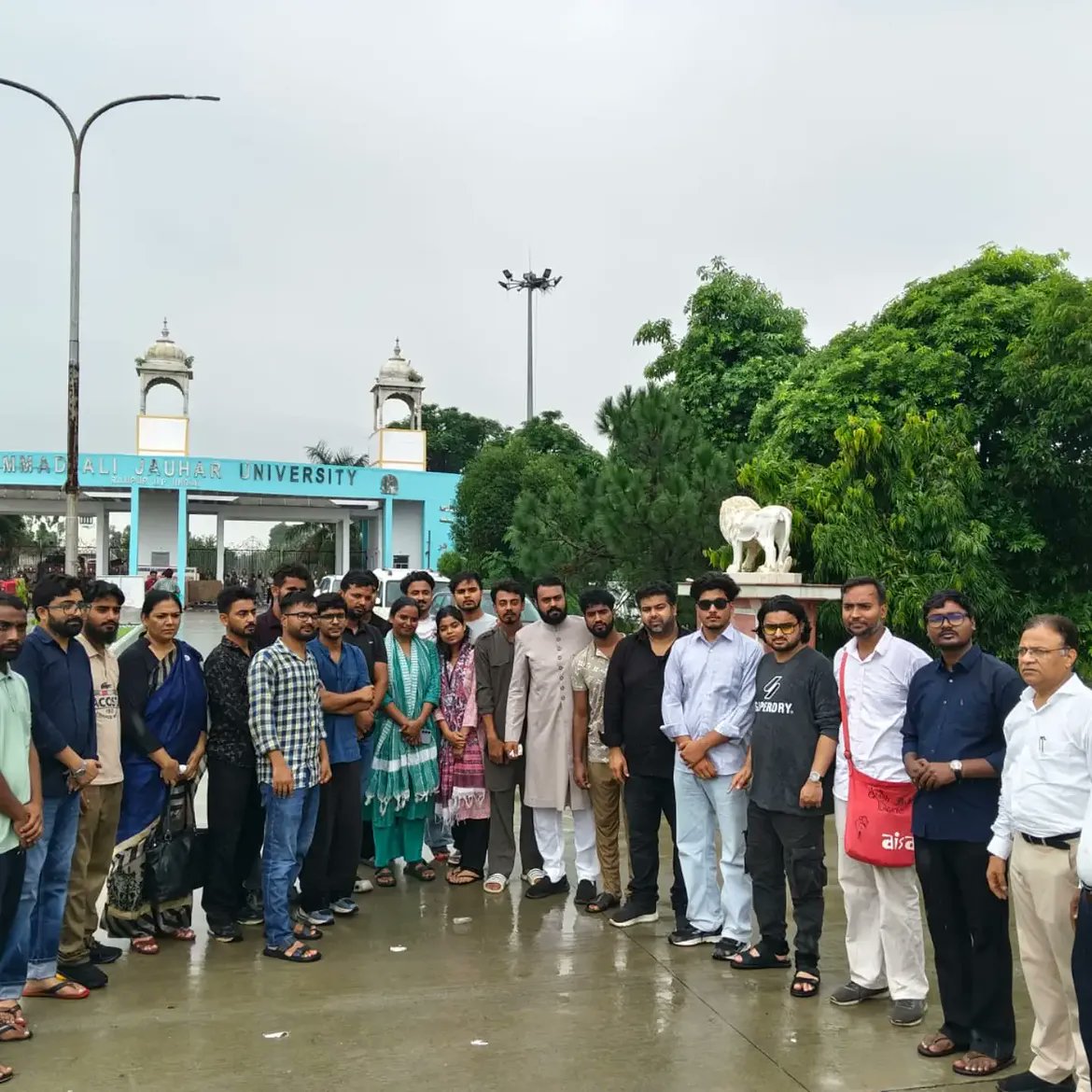 aisa_official_'s tweet photo. Today, JNUSU delegation led by AISA activist &amp; JNUSU President Comrade Aditi met the students and faculty of  #JauharUniversity to express our solidarity with their ongoing struggle. https://t.co/1FmFjZApo5