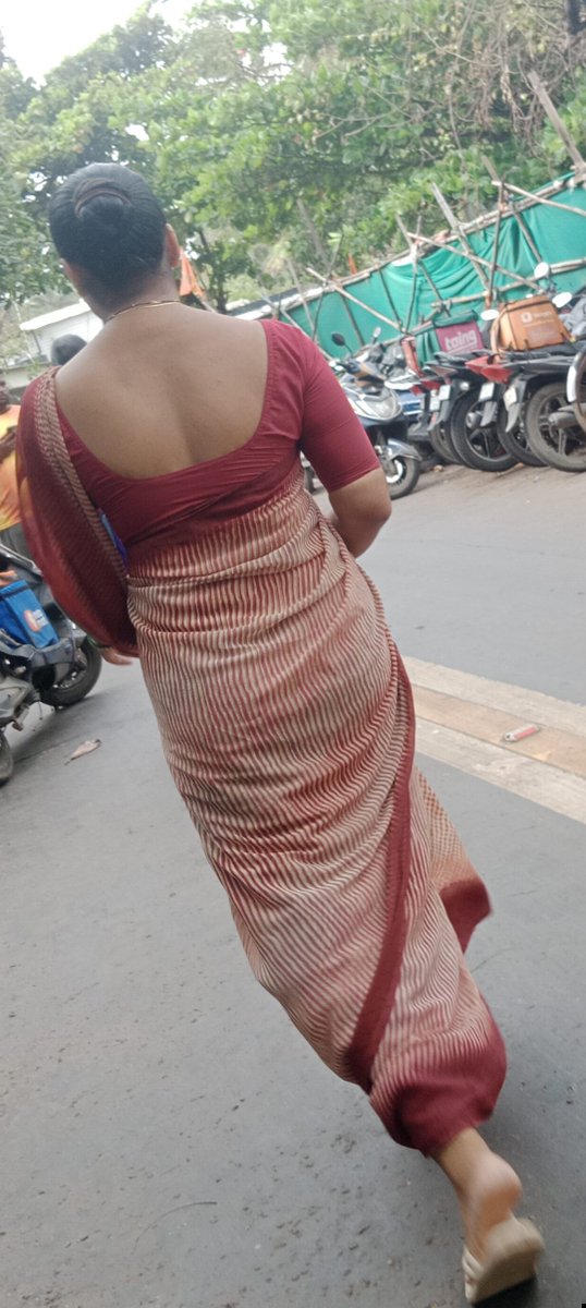 Kumar10270's tweet photo. Ghodi Banakar bhabhi ke tab chut mein land dalkar tab Maro shot bhabhi maja dega https://t.co/T1dO6kizVz