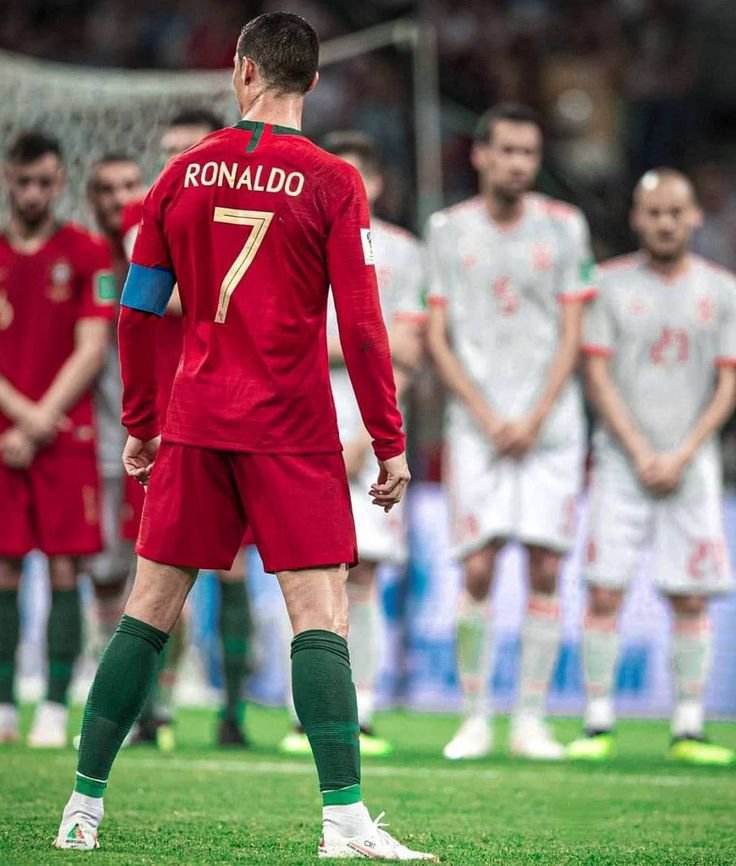 Cr7wall's tweet photo. https://t.co/LjX8DToZmw
