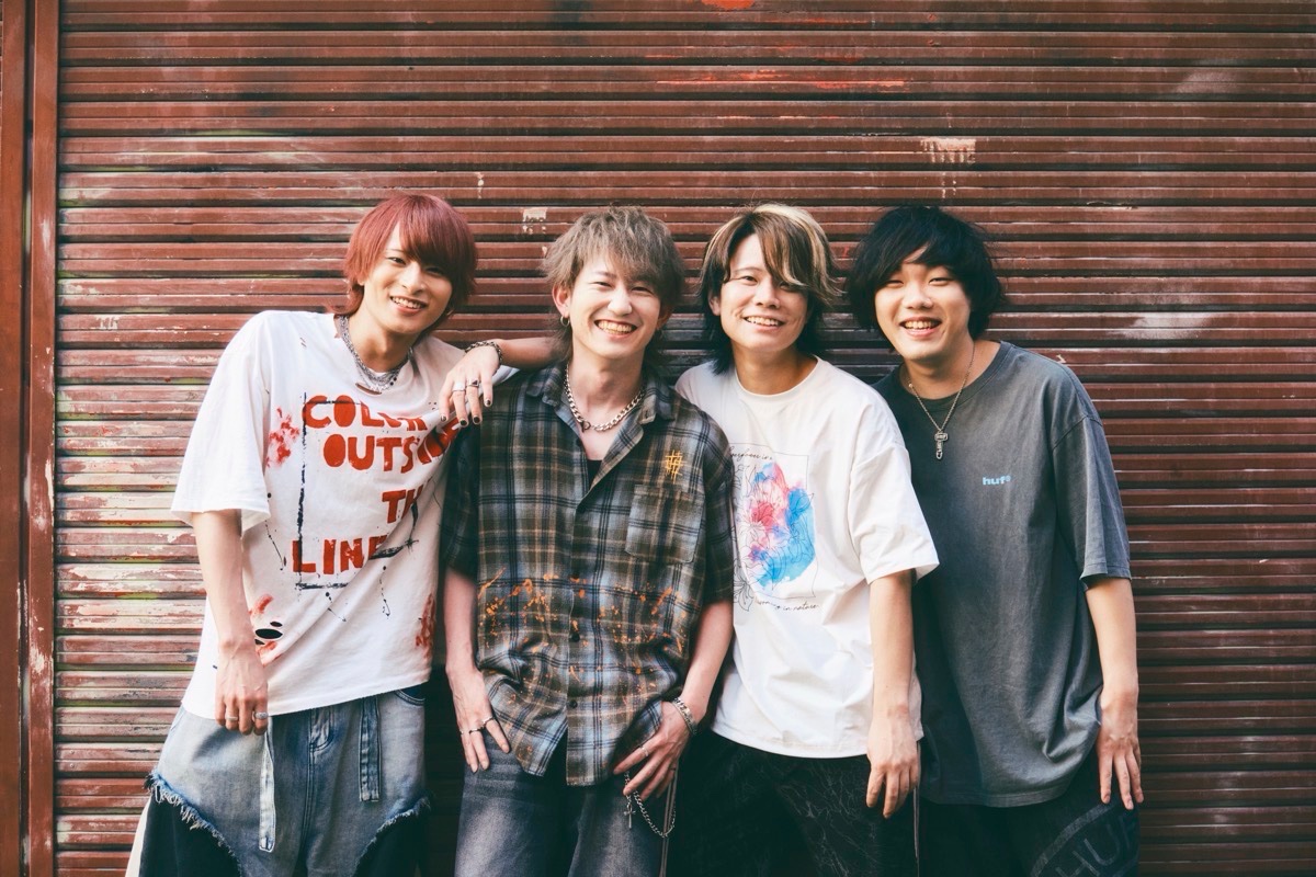 EVE_OF_THE_LAIN's tweet photo. \ ロッキンインタビュー公開‼︎ /

https://t.co/zKOGSNvivA にて
@rockinon_com 
EVE OF THE LAINのインタビュー公開🎉

本日リリースの
Digital Single「Shooting STAR」についてや
初めてのワンマンツアーについてなど
たくさん話しておりますので是非ご覧ください👀

📝記事はこちら
https://t.co/sOZc7ZvhQR