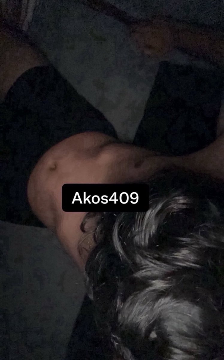 Akos409's tweet photo. موجب حنان فخم ابي سالب فخم بالخميس او ابها الحسها له😵‍💫
دب او مشعر لا تجييي https://t.co/tW81t8QeUS