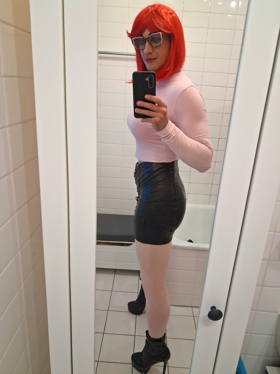Sissy Girl Chrissy tweet media