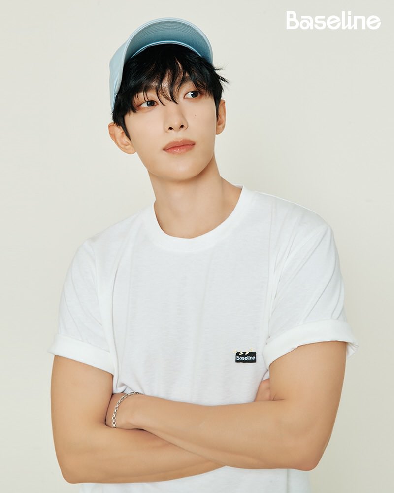 KyeomsBaekery's tweet photo. MORE DOKYEOM PICS FOR BASELINE😭🤍 #도겸 

What a man…… https://t.co/Nqcopi0JVB