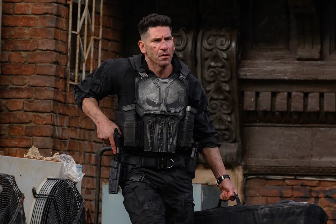 RobbyKwo's tweet photo. Why does the punisher look so much like Diego Simeone in Spider-Man BrandNewDay ? Will this be like what the movie shows, where two people who were once enemies will eventually be able to redeem themselves in reality? Will Alvarez turn back?#Atleti #SpiderManUnNuevoDía #Simeone https://t.co/Ix3GcwtvE8