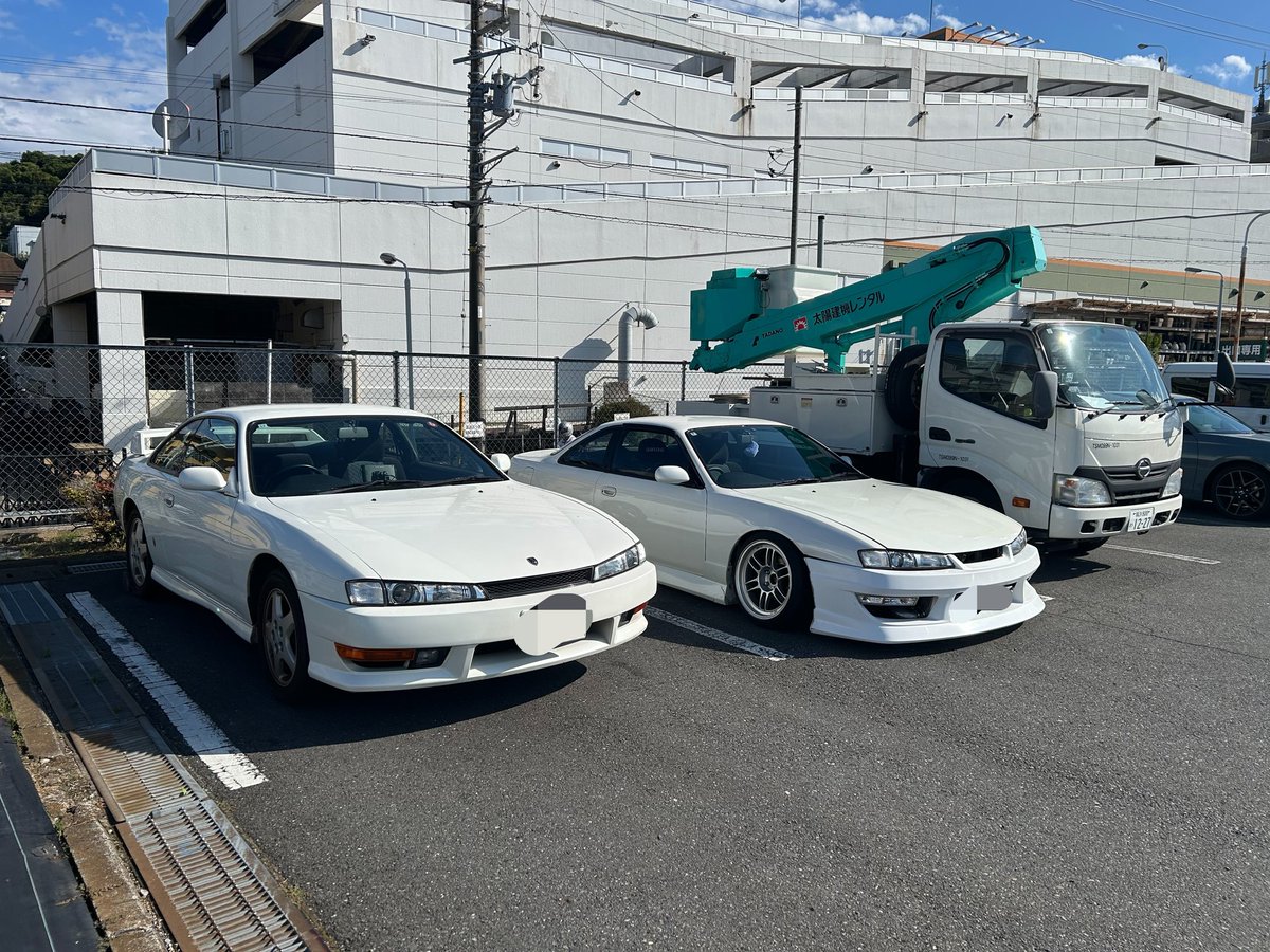 Omafuuuu's tweet photo. 駐車場戻ってきたら野生の当時ナンバーシルビアいて神 https://t.co/PzwA58YCE8