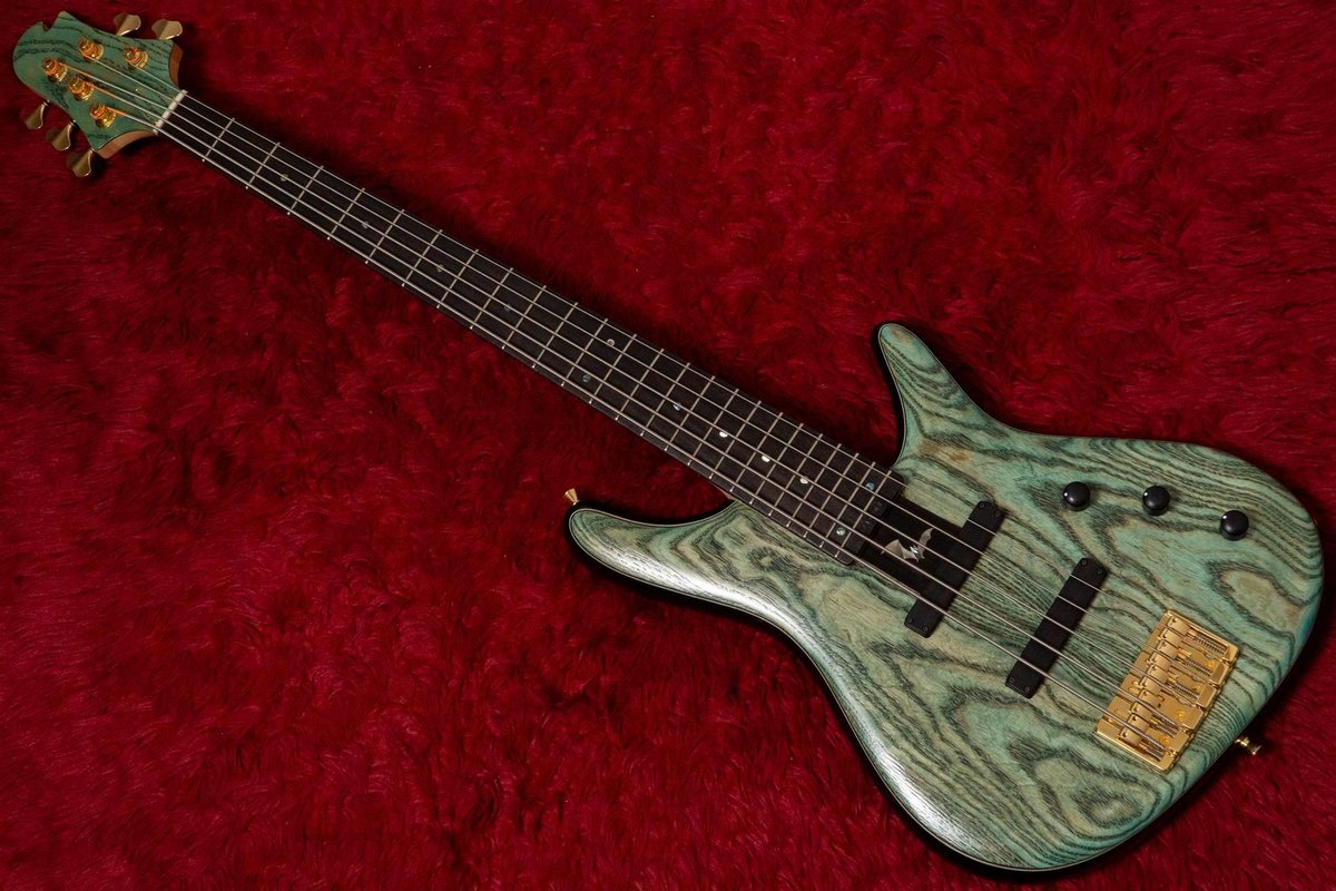 kaitorigeek's tweet photo. Sugi / NB5IR Ash/Ash Asagiiro-BK

買取いたしました！

美しい浅葱色が映えるフラッグシップNB5。アッシュボディにローズ指板、SB-85WJP PUを搭載。豊かなミドルレンジと高い演奏性を誇る最上級の一本です。

↓LINEから簡単見積もり
https://t.co/8n3aOIOpVR https://t.co/fGbDhit5wQ