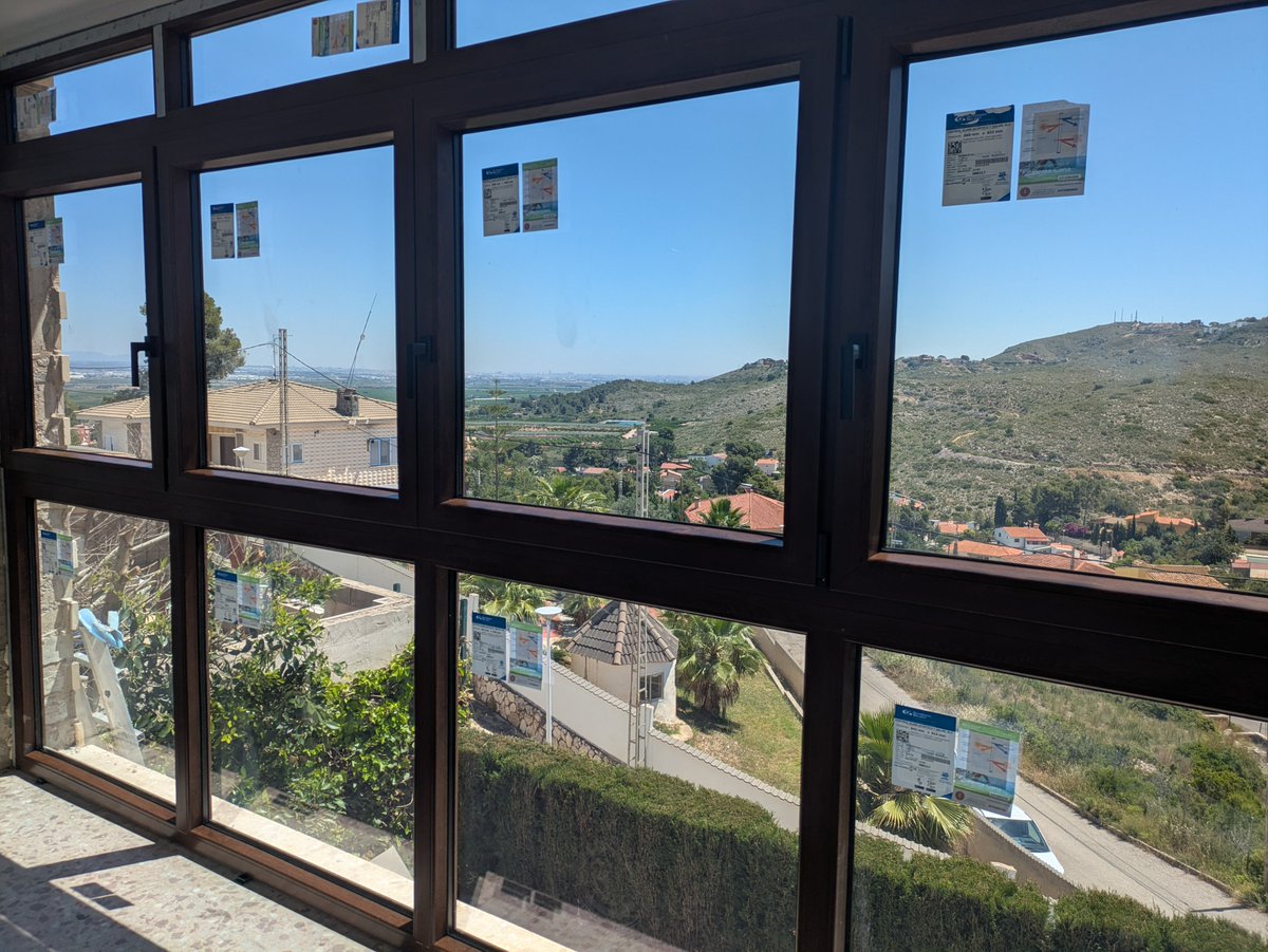 jjsamovalencia's tweet photo. Proyectos realizados donde garantizamos un #aislamiento óptimo y una larga vida útil gracias a materiales de firmas #líderes como el herraje @procomsaoficial PVC de @Deceuninck_ESP y #equipos altamente cualificados
info@jjsamo.com https://t.co/prhTzC8LNS