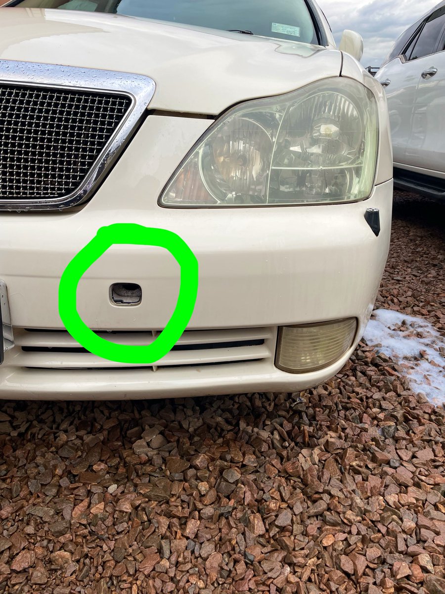 CK_investment's tweet photo. I’m looking for a Towing Eye cover for this particular car.
#twitterhelp https://t.co/Wsgaa95ccp