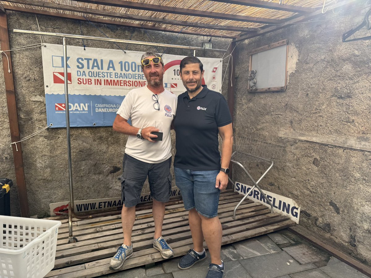 FabioFigurella's tweet photo. Congratulazioni a Salvo Iacona per i suoi 20 anni come PADI Pros! #gogogo ๐ช๐๐๐๐๐ @PADI https://t.co/45kzqiYjip