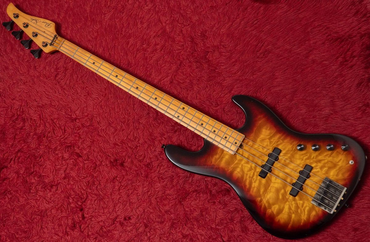 kaitorigeek's tweet photo. Pensa Suhr / Custom JB 

買取いたしました！

1993年製、Mas Hino氏によるカスタムJB。トップQuilted Maple×バックAshのボディにBartolini PUを搭載し、力強くシャープなNYサウンドが魅力の一本です。

↓LINEから簡単見積もり
https://t.co/8n3aOIOpVR https://t.co/ZirbPHTc0X