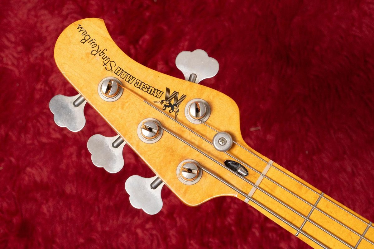 kaitorigeek's tweet photo. MUSIC MAN / StingRay 

買取いたしました！

1978年製Pre Ernie期のStingRay。ボディはAsh、ネック・指板は1ピースメイプル。PU・プリアンプはオリジナルで、ウッディかつパワフルなヴィンテージサウンドが魅力です。

↓LINEから簡単見積もり
https://t.co/8n3aOIOXLp https://t.co/U0u6v293D0