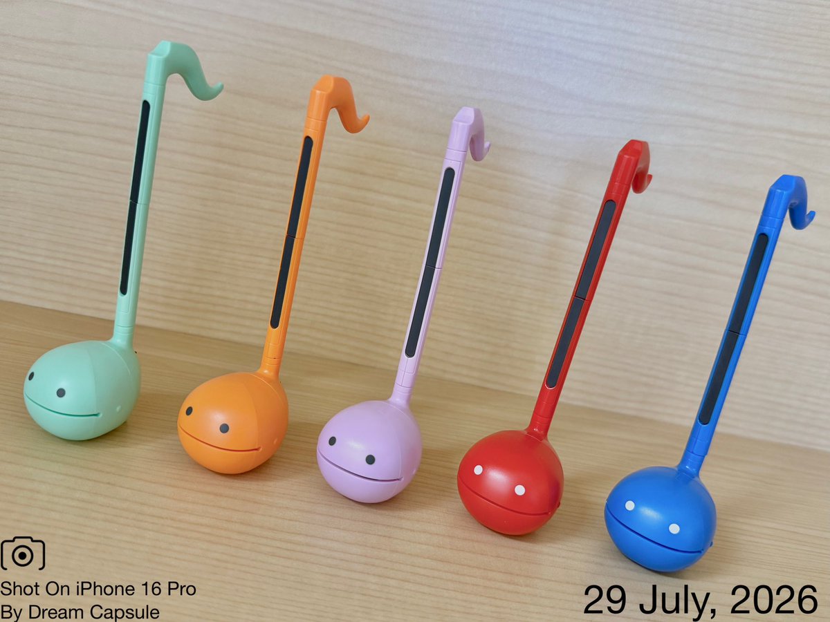 dreamcapsuleCEO's tweet photo. 🌟新入荷ガチャ商品プレゼントCP🌟

内蔵されているメロディにも注目🎶
「オタマトーン カプセル3」

フォロー&amp;RP(RT)していただいた方の中から抽選で2名様に全5種セットをプレゼント🎁
ドリカプへの入荷日とキャンペーン詳細は↓

#ドリームカプセル #ガチャ専門店 https://t.co/zDq2B2KpTO