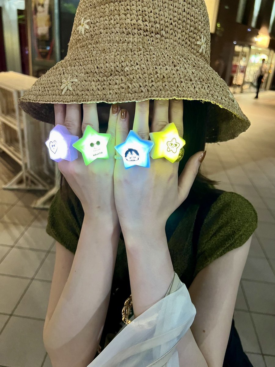 ニーナ tweet media