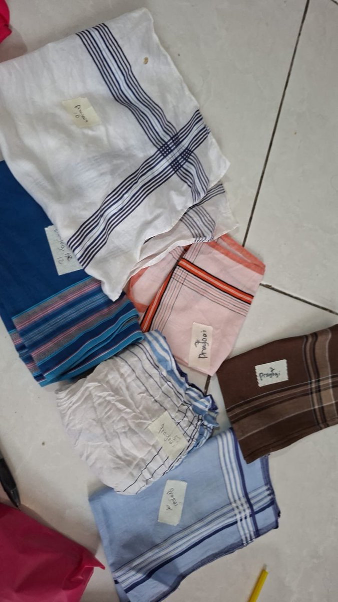 YogiPra20833's tweet photo. koleksi baru lagi https://t.co/TF974m5XkD