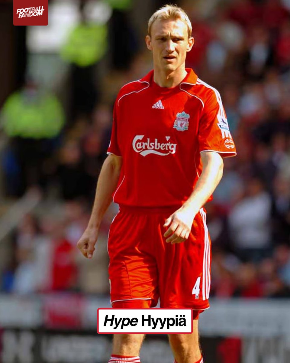 Fandom_ID's tweet photo. Cuma modal £2,6 juta di tahun 1999, Liverpool nekat memboyong bek jangkung asal Finlandia, Sami Hyypiä, dr klub Belanda Willem II

Siapa sangka, pembelian ini jd salah satu transfer paling pencetak untung d sejarah Liga Inggris

Berbekal postur tinggi besar, ketenangan dingin & jago duel udara, Hyypiä langsung ngunci posisi utama & jd sosok pemimpin lini belakang The Reds

Momen emas kepemimpinannya terjadi pas dia nyabet ban kapten & mboyong Treble Cup legendaris d musim 2000/01 (Piala UEFA, Piala FA, & Piala Liga)

Pas jabatan kapten diserahin ke Steven Gerrard di tahun 2003, Hyypiä nyantai & tetep profesional tanpa ego. Dia tetep jd tembok kokoh di lini belakang, berduet sm Stéphane Henchoz sampe Jamie Carragher, termasuk pas ngerengkuh trofi UCL 2005 di Istanbul

Kl kamu, apa momen paling diingat darinya?