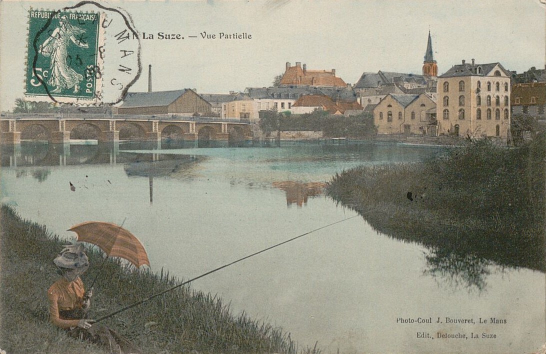 lasarthe_72's tweet photo. [𝐉𝐞𝐮𝐝𝐢𝐀𝐫𝐜𝐡𝐢𝐯𝐞𝐬] 𝐋𝐚 𝐩𝐞̂𝐜𝐡𝐞 🎣

Découvrez aujourd’hui quelques documents autour de la pêche, extraits des Archives départementales de la Sarthe. 👇

➡ Plainte de monsieur de Mervé contre plusieurs particuliers, 11 mai 1726 (Archives départementales de la Sarthe, B 41).

➡ La Suze, vue partielle, carte postale, cliché Jules Bouveret, Detouche éditeur, 1908 (Archives départementales de la Sarthe, 2 Fi 5499).

➡ Statuts de « La truite vigilante », société de pêcheurs à la ligne de Dissay-sous-Courcillon, 1936 (Archives départementales de la Sarthe, 4 M 303).

➡ Ville de la Ferté-Bernard, 14 juillet 1954, Grand concours interrégional de pêche à la ligne organisé par l’Union des Pêcheurs Fertois, patronné par Le Maine Libre, affiche, Le Mans, Imprimerie Commerciale du Maine Libre, 1954 (Archives départementales de la Sarthe, 8 Fi 1587).