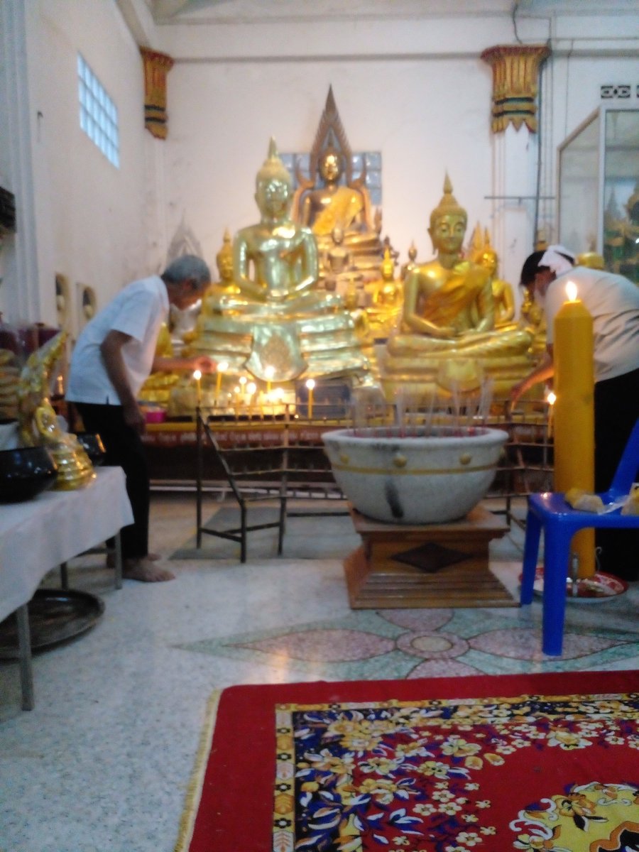 Tanuchphan's tweet photo. Asalhabucha🙏🌸🌼 https://t.co/eDAcOrhcId