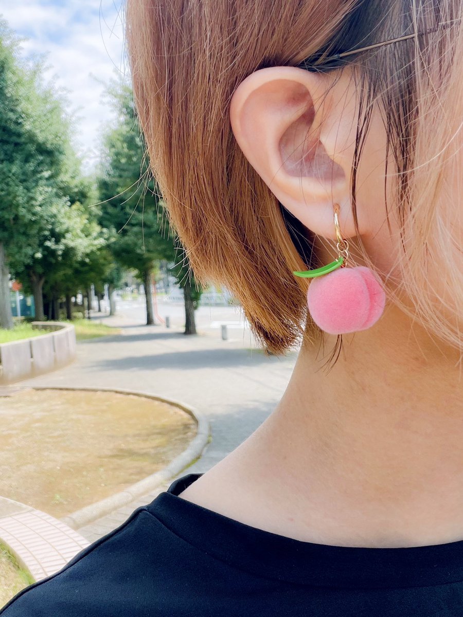 ZERO__0718's tweet photo. nine-Dさん( @nine_d2015 )
の桃シリーズ🍑🍑🍑

福島人としては身につけずにはいられません╰(*´︶`*)╯
実物、めちゃくちゃ可愛いよ😍 https://t.co/i1nwNNTK9U