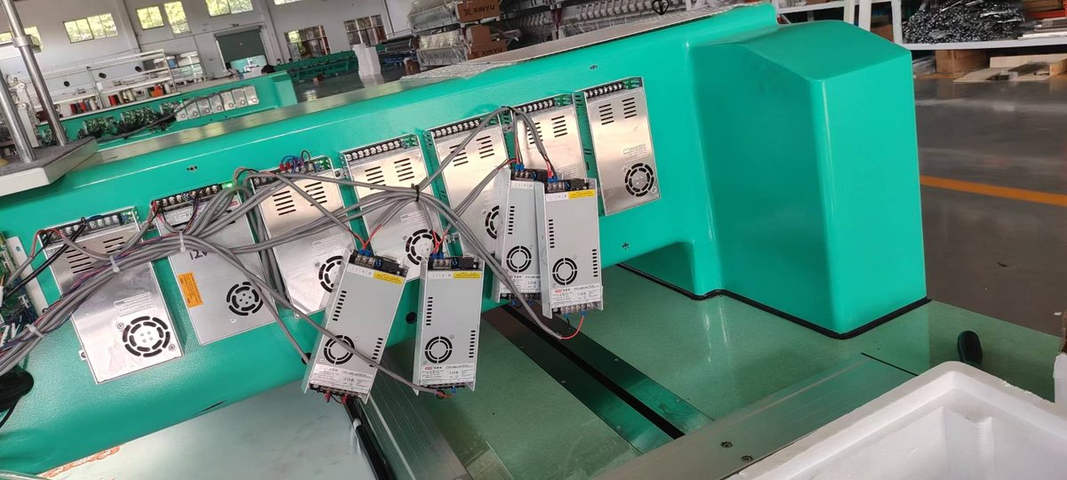 xue_jc's tweet photo. Industrial power supply manufacturer! To better match customers' products, we measure and analyze data on-site! All for the sake of better serving our customers! #switching power supply #24V #12V https://t.co/q79FhZelWq