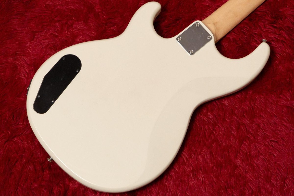 kaitorigeek's tweet photo. YAMAHA / BB234 VW

買取いたしました！

ヤマハの名機BBシリーズ。アルダーボディにPJレイアウトのPUを搭載し、野太いローミッドとシャープな高音域を兼ね備えた扱いやすい一本です。

↓LINE見積もり
https://t.co/8n3aOIOXLp https://t.co/7i2IjoY8rv