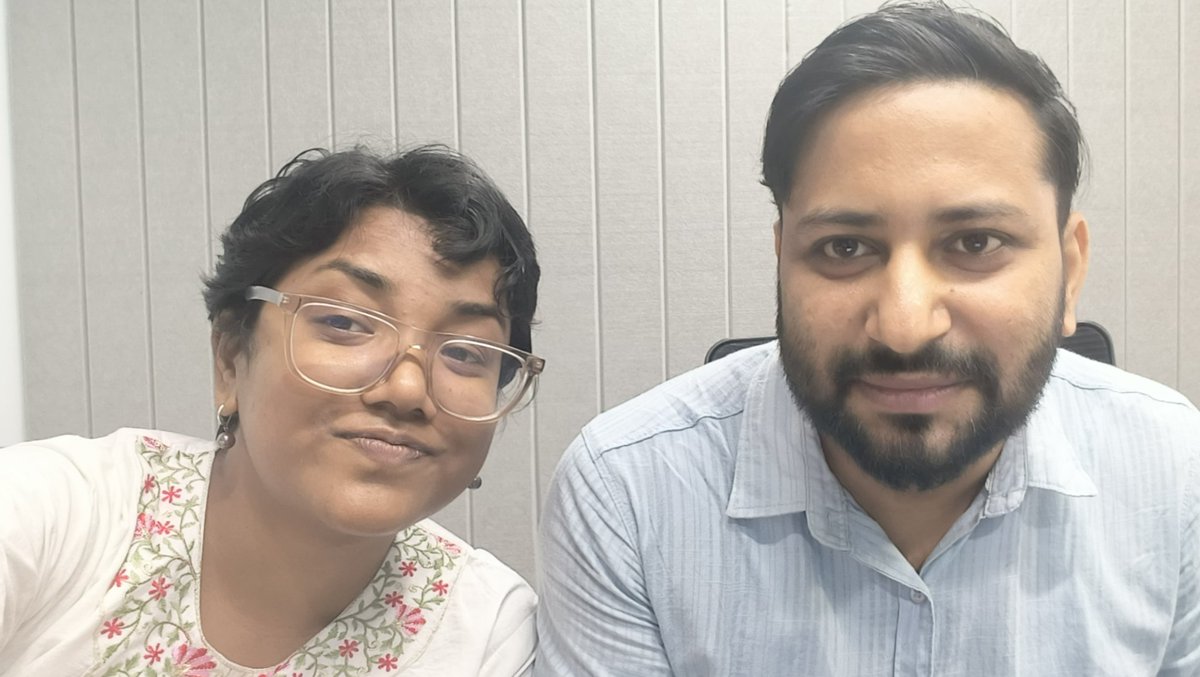 gin_awk's tweet photo. Office bestie👍🏼 https://t.co/P9OeOBgrmK