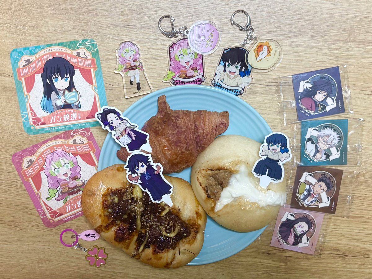 ixg8i's tweet photo. ハートブレッドアンティーク🥐.*･ﾟ
実弥はいないので控えめの購入🙌
食べ物系の蜜璃ちゃんと伊之助ほんとかわいくてすき〜🫶
義勇さんのコースターも欲しいからまた行かねば😌❤️‍🔥 https://t.co/Xgkl3RfbIG
