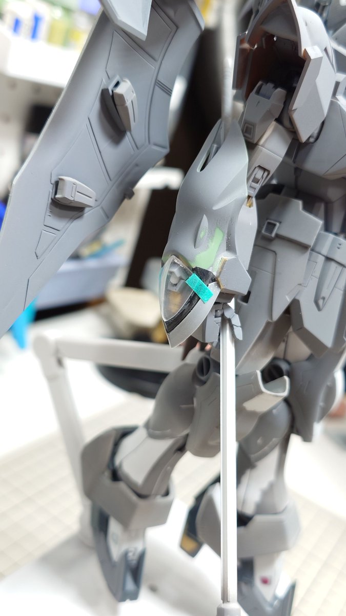 air_ship5's tweet photo. その他！
①サフ前のパーツがわかりやすい状態
②ランスと胸部部分のスクラッチ
③腕部は内部にゼロシステムのパーツをスクラッチ後、100均の透明下敷きバキュームフォームで成型しクリアパーツのカバーを制作
④HGのリブランスヘブンと比較　ﾃﾞｶｸﾅｯﾀﾈ！ https://t.co/kXfVR3rnBo