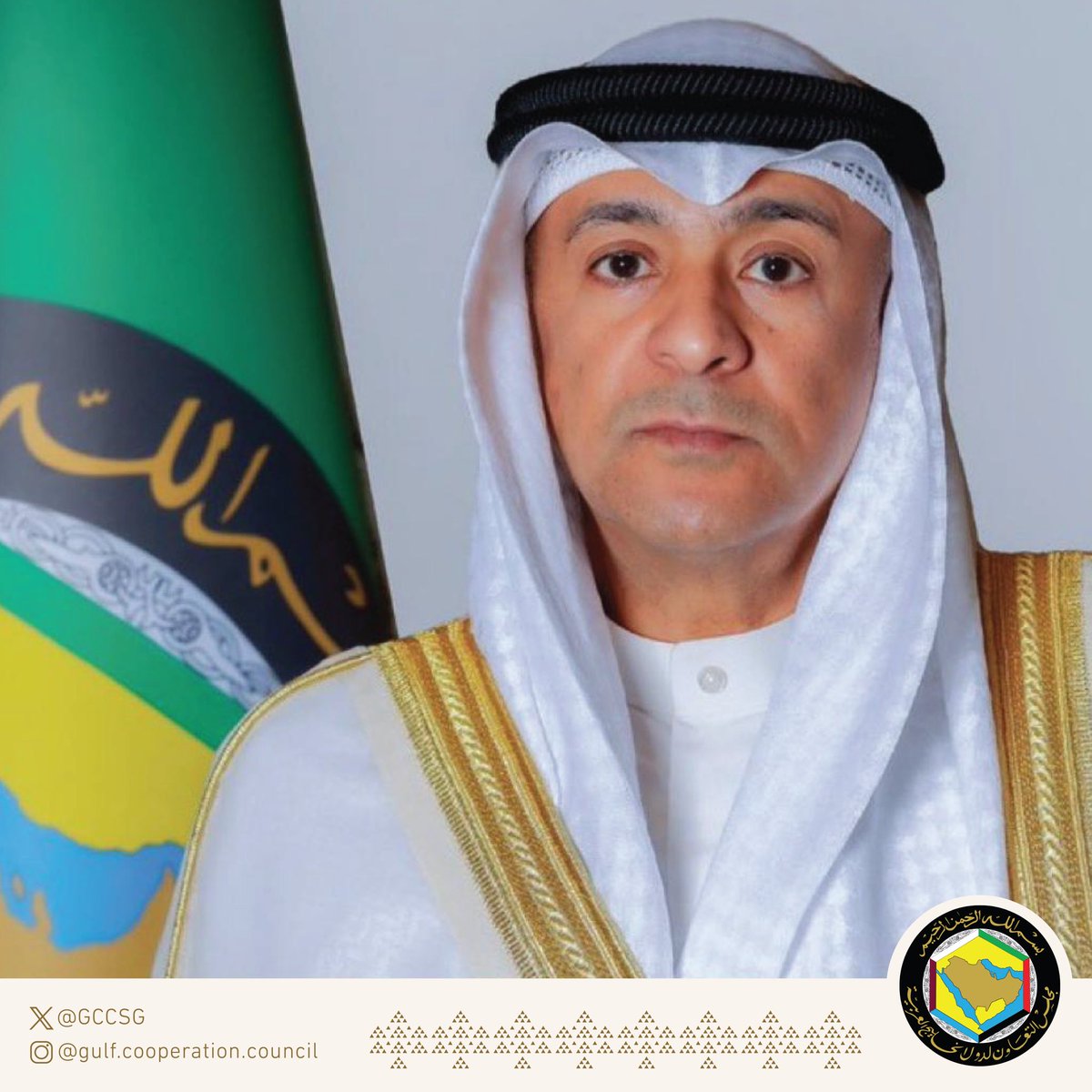 GCCSG's tweet photo. معالي الأمين العام لمجلس التعاون @jasemalbudaiwi ، يؤكد تضامن دول المجلس الكامل مع المملكة العربية السعودية، ويستنكر بأشد العبارات استمرار الاعتداءات الإرهابية على المملكة من الميليشيات الموالية لإيران في العراق.

 https://t.co/vJtUpBomcN

#مجلس_التعاون
#المملكة_العربية_السعودية https://t.co/U0nr9Sqjec