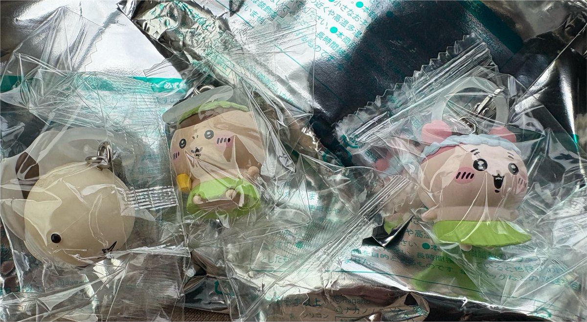 OhlunP's tweet photo. 映画 ちいかわ 入場特典 
めじるしアクセサリー チャーム 交換

譲▶︎ くりまんじゅう ラッコ先輩 古本屋

求▶︎ モモンガ シーサー

※郵送交換優先
※日程により福岡市内(博多、天神)手渡しも可能 https://t.co/iUKlC3Hoaf