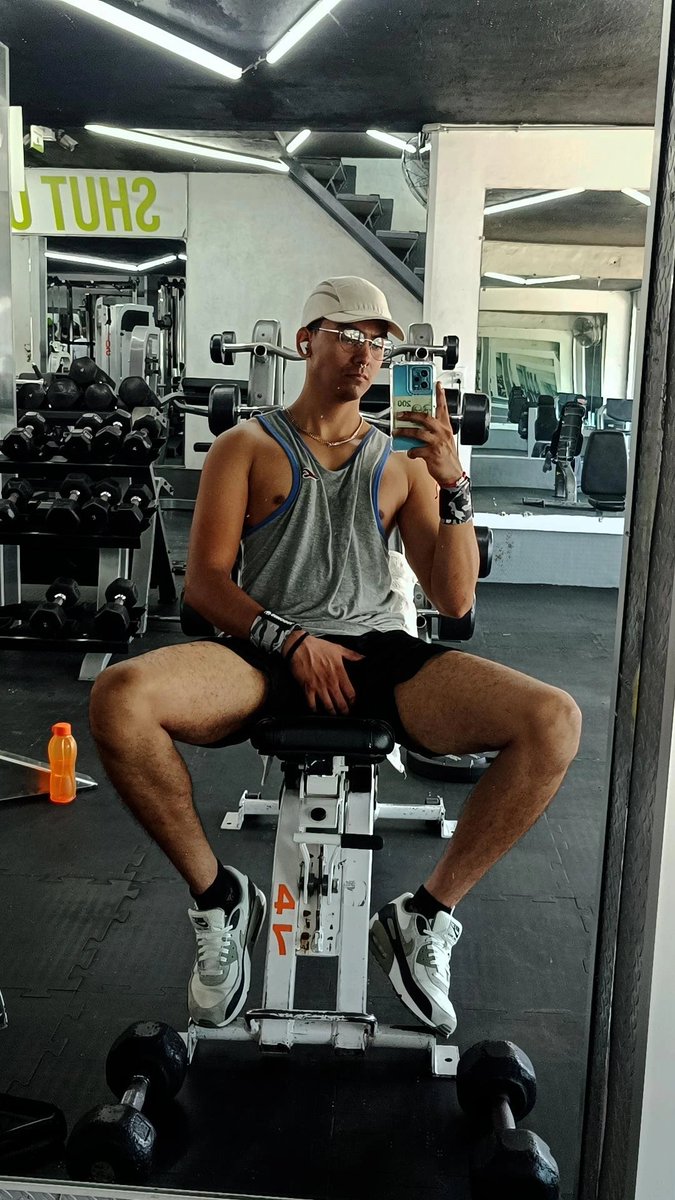 Gaelwacho's tweet photo. #gay #gaymexico #bisexual #versstil #inter  #mexico #lgbt #gym entrando duro https://t.co/xcIpxutDdC