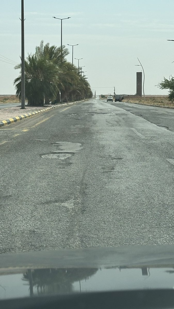 rakoo2030's tweet photo. @Balady_CS 

السلام عليكم ورحمة الله وبركاته
أرفع إلى مقامكم معاناة سالكي طريق المذنب - الغاط في الجزء الواقع داخل مركز أم حزم التابع لبلدية الشماسية، حيث تنتشر الحفر بشكل كبير وأصبح الطريق يشكل خطراً على المسافرين وكثرة مستخدميه ومما أدى إلى استهلاك السيارات وخرابها..
آمل النظر. https://t.co/jJasLDFd4n
