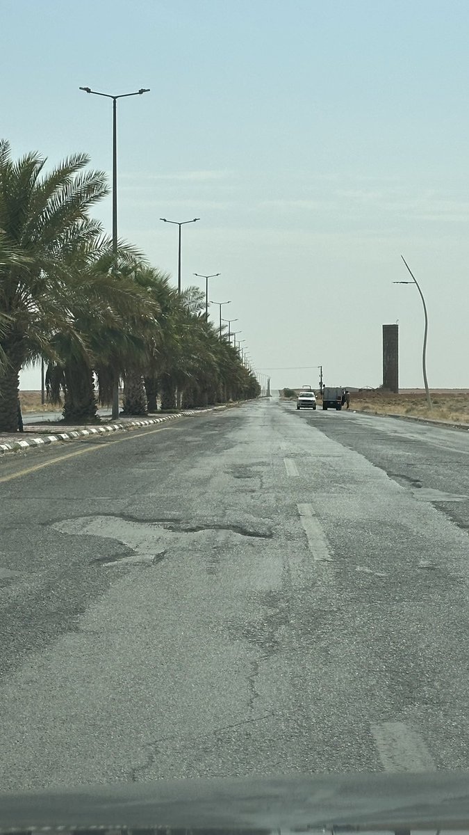 rakoo2030's tweet photo. @Balady_CS 

السلام عليكم ورحمة الله وبركاته
أرفع إلى مقامكم معاناة سالكي طريق المذنب - الغاط في الجزء الواقع داخل مركز أم حزم التابع لبلدية الشماسية، حيث تنتشر الحفر بشكل كبير وأصبح الطريق يشكل خطراً على المسافرين وكثرة مستخدميه ومما أدى إلى استهلاك السيارات وخرابها..
آمل النظر. https://t.co/jJasLDFd4n
