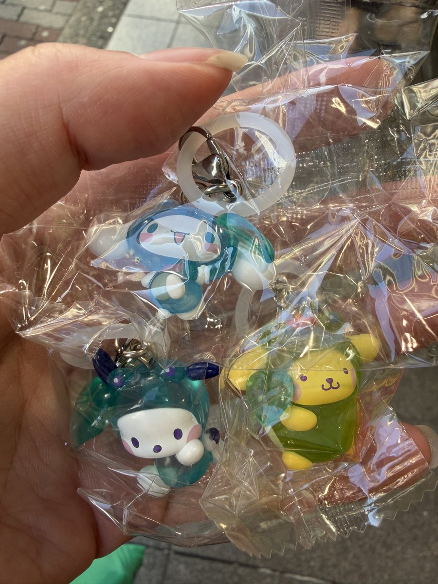non_fd3s's tweet photo. 【交換】サンリオ　けろけろパーティー　めじるしアクセサリー

譲）シナモンロール   ポチャッコ 
       ポムポムプリン
求）クロミ マイメロディ

郵送のみ
まとめての方優先させていただきます。
お気軽にお声掛けください🙇‍♀️ https://t.co/pMw45C1JvX