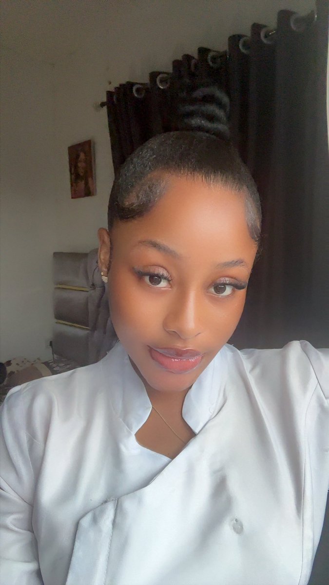finegirlveeee's tweet photo. Out for my daily 1m
Na you dey find Tukay🫩 https://t.co/w6pjfSA5oN