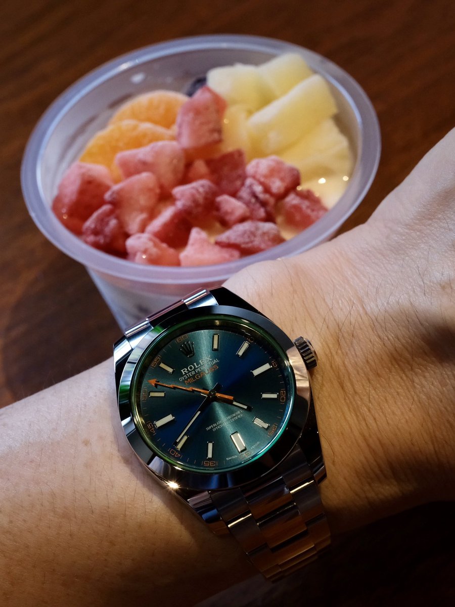 VbkVhq2ifuU4LEt's tweet photo. オヤツは白くま
#MILGAUSS
#zblue
#116400GV
#ミルガウス https://t.co/wyFbWTlxXd
