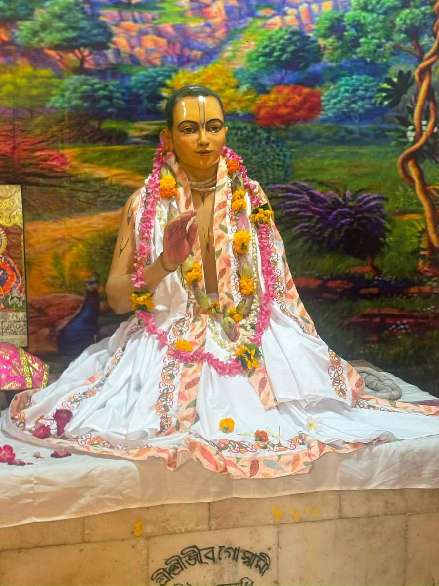 thepranilonly's tweet photo. Only at the mercy of Sri Sri Guru-Gauranga !! 

#GuruPurnima https://t.co/vu6mCzbF5V