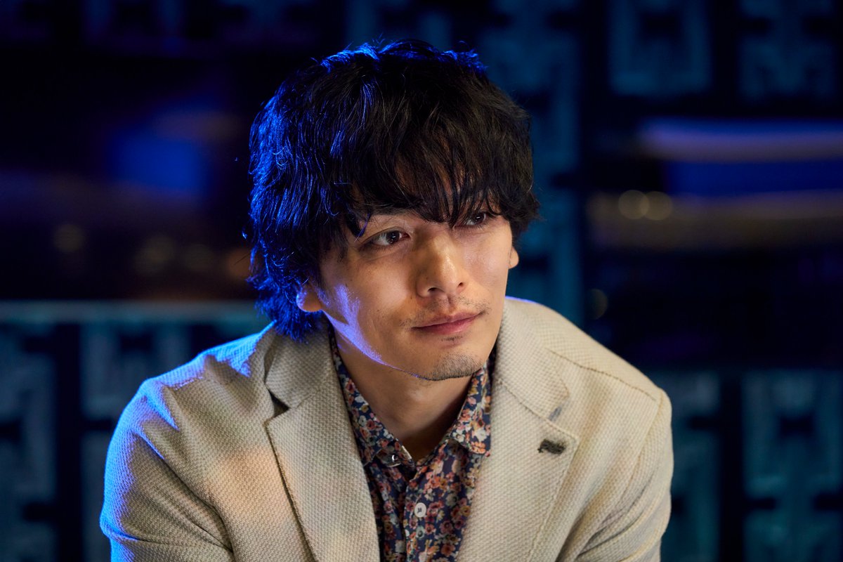 otofuri_tvo's tweet photo. 『 #夫に不倫をお願いされました』🛏️´-
第4話は明日 深夜24時から🪄
┈┈┈┈┈┈┈┈┈┈┈┈┈┈┈┈┈┈
《色気ハンパない…クラブのイケオジと不倫》

同級生の涼平(#葉山奨之)とクラブに向かった
花恵(#中村ゆりか)は反町(#久保田悠来)にナンパされ…

まだ間に合う💎 #おとふり 第3話はTVerで見逃し配信中❕
🔗https://t.co/qxPu5lz8wc
FODでは全話独占配信中！