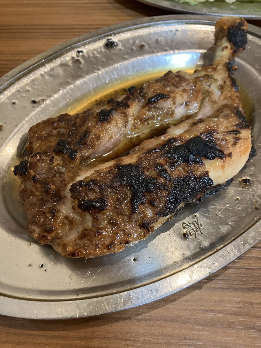 sauna_invest's tweet photo. 都民は骨付鶏のために横浜遠征すべし。
横浜駅前の一鶴、最高にオススメ！ https://t.co/DmOl1DofAs