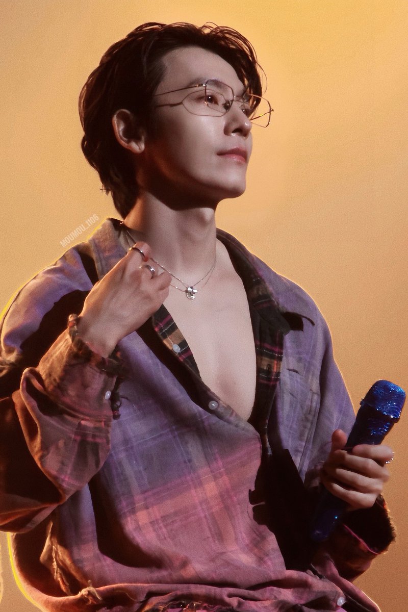 moumou_1106's tweet photo. 260725 DONGHAE 1ST SOLO CONCERT TOUR [ALIVE] in KAOHSIUNG

@donghae861015 🐯

#DONGHAE #동해 #ドンヘ https://t.co/zmQZrBjfXD
