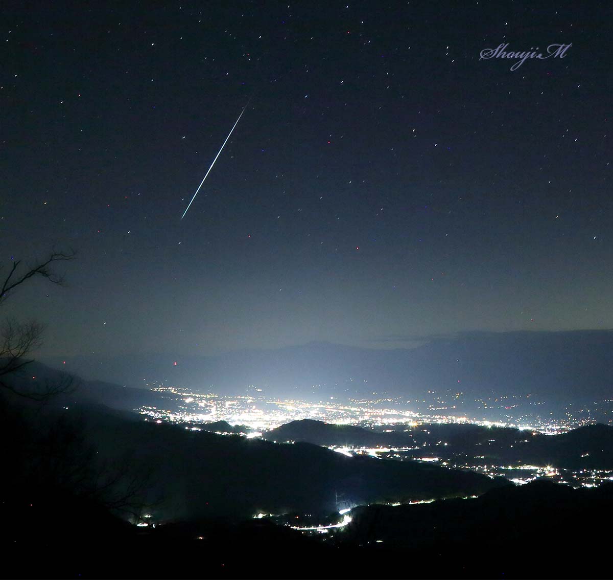 matuzawa_camera's tweet photo. ペルセウス座流星群が近づいてきました。
写真に写してみませんか。
8月12日、当店でも撮影会を行います。
ぜひご参加ください。
詳しくは知久町松沢カメラまで。

#写真教室 #ペルセウス座流星群 #撮影会 #飯田市 https://t.co/qWzRcLxqvX