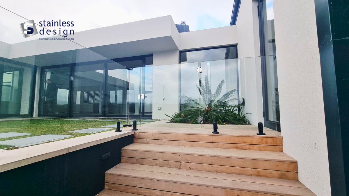 StainlessInfo's tweet photo. stunning frameless glass balustrade, expertly installed by one of our approved professionals.

Featuring our locally manufactured stainless steel components for a modern finish.

🌐 https://t.co/Z44ZRkMXcv

#StainlessDesign #FramelessGlass #GlassBalustrade  #Architecture https://t.co/9sHjQ2aEdz