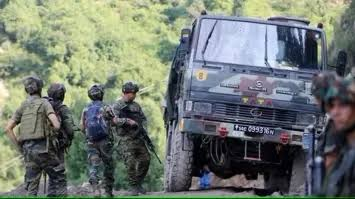 YunusKashmir's tweet photo. The successful counter-#terror #operation in #Shopian reflects the continued coordination between #securityagencies to eliminate #terrorist threats and maintain #peace and #stability across #JammuandKashmir. https://t.co/4xctinYb6x