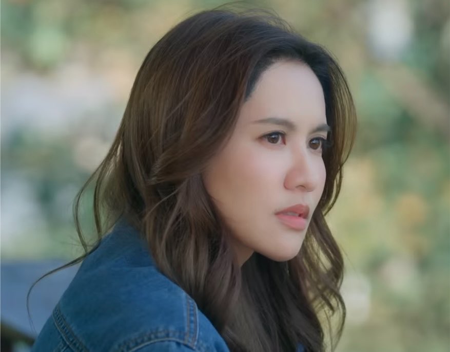charaustins's tweet photo. "what do you think about me having lunch with the person Aunt Nee introduced?"

"i told you it’s your business."

"you don’t feel anything at all?"

 "why should i feel anything?"

Fai just wanted Phrao to feel even a tiny bit of the jealousy that she felt seeing Phrao with Nod😭 https://t.co/jIyCitWfkV