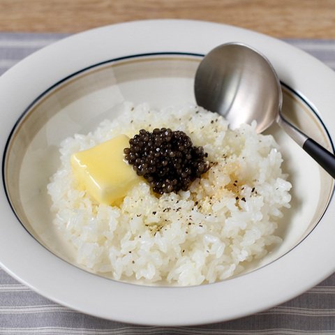 Cavin_Costner's tweet photo. キャビアって、
豪華な料理に乗せるイメージあるけど、
シンプルな料理に少しだけ使うのも好きだ。 https://t.co/BzmWSzlZ17