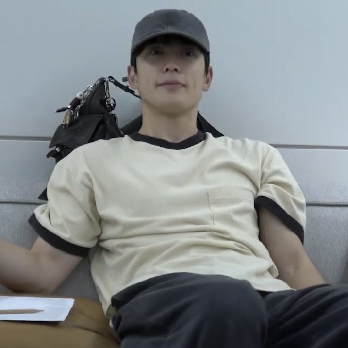twneayyishere's tweet photo. ไปเติมข้าวมาแน้ะ https://t.co/kcOTkzmZRH